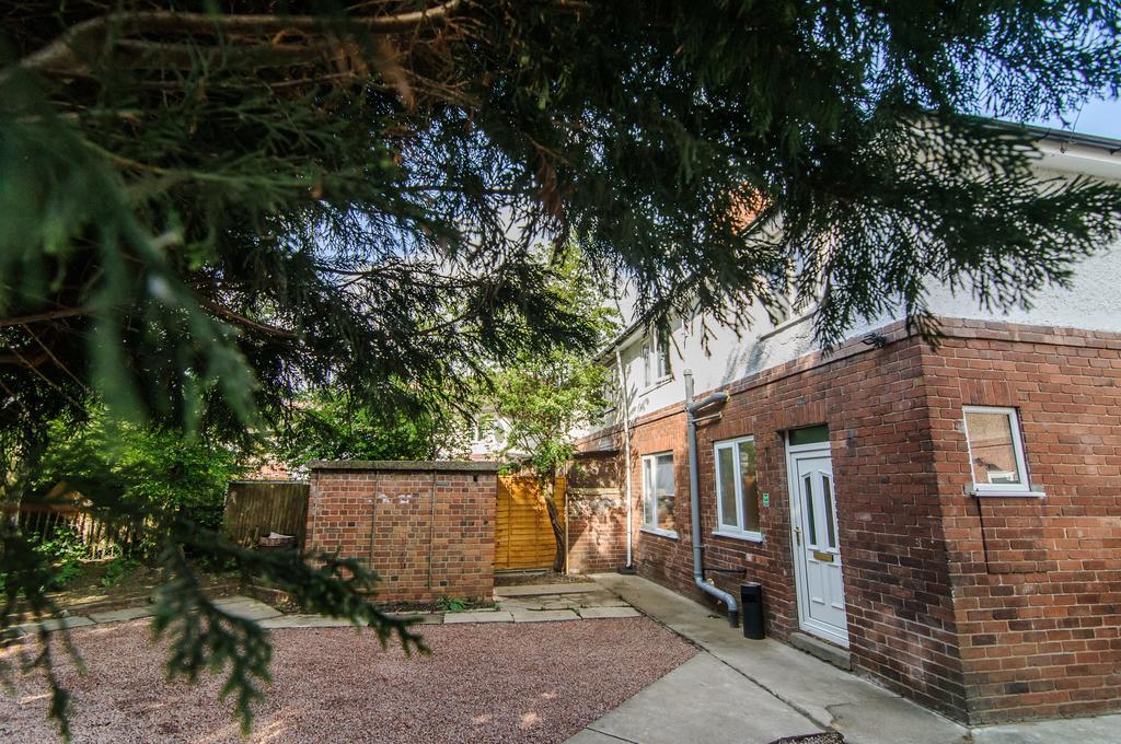 Warren House Apartment Doncaster Exterior photo